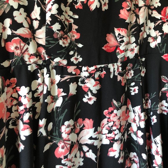 Ricki's Black Floral Dress - Picture 2 of 3